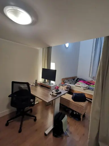 16m2 room to rent for 995€/month in Noordeinde 109, The Hague