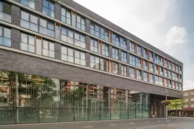 96m2 apartment te huur voor 1198€/maand in Markt, Geleen