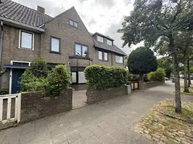 128m2 house to rent for 2850€/month in Achillesstraat 102, Breda