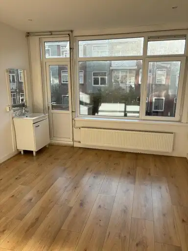 10m2 room te huur voor 425€/maand in Mijnsherenlaan 1E, Rotterdam