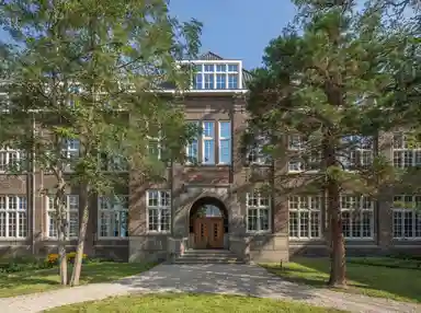 173m2 apartment to rent for 3725€/month in Verspronckweg 150A-16, Haarlem