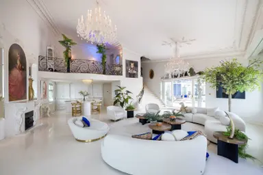 apartment di 192m2 in affitto a 2500€/mese a Emmasingel 31, Eindhoven