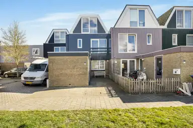 house de 145m2 à louer pour 2200€/mois à Archipel 13 65, Lelystad
