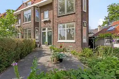 apartment de 77m2 à louer pour 1995€/mois à Kleiweg 379, Rotterdam