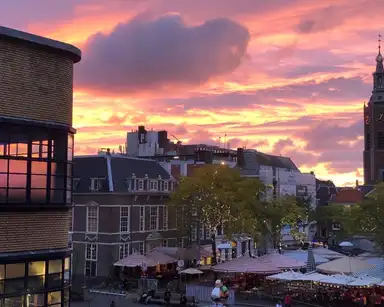 room de 18m2 à louer pour 870€/mois à Lutherse Burgwal, The Hague