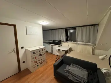 studio de 25m2 à louer pour 995€/mois à Tournooistraat, Tilburg