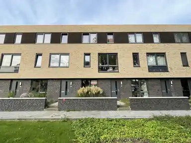 148m2 house to rent for 1498€/month in Sibculobrink, Enschede