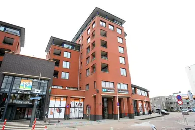 apartment di 64m2 in affitto a 992€/mese a Herenstraat, Naaldwijk