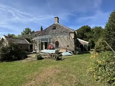 129m2 house to rent for 1295€/month in Dorpsstraat, Diepenveen