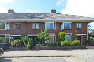150m2 house to rent for 3500€/month in Zandzeggelaan 179, The Hague