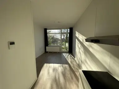 28m2 studio te huur voor 875€/maand in Flintstraat, Emmen