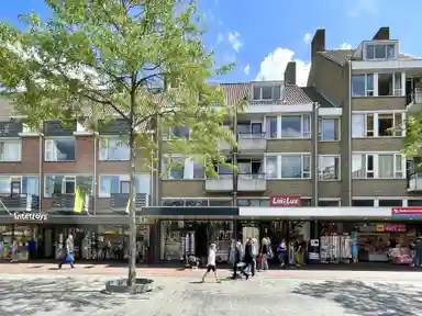 57m2 apartment to rent for 1070.17€/month in Statenplein, Dordrecht