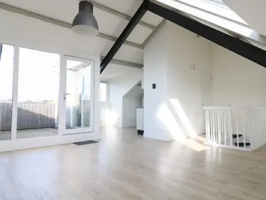 128m2 apartment to rent for 1850€/month in Soestdijksekade, The Hague