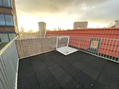 60m2 apartment to rent for 1110€/month in Admiraliteitsstraat, Rotterdam