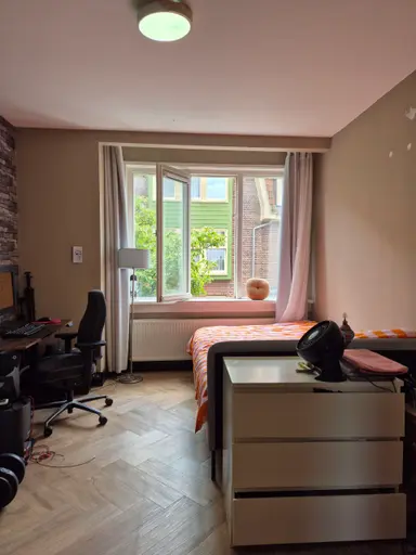 16m2 room zu vermieten für 1100€/Monat in Malvastraat, Amsterdam