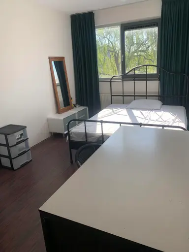 14m2 room zu vermieten für 1150€/Monat in Emfuleni, Amsterdam