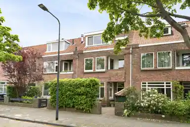 house di 159m2 in affitto a 3000€/mese a Lijsterstraat 30, Leiden