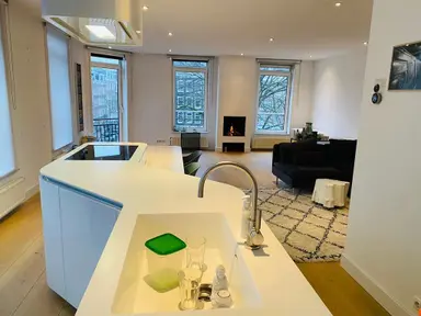 112m2 apartment to rent for 4000€/month in Jacob van Lennepstraat 41A, Amsterdam