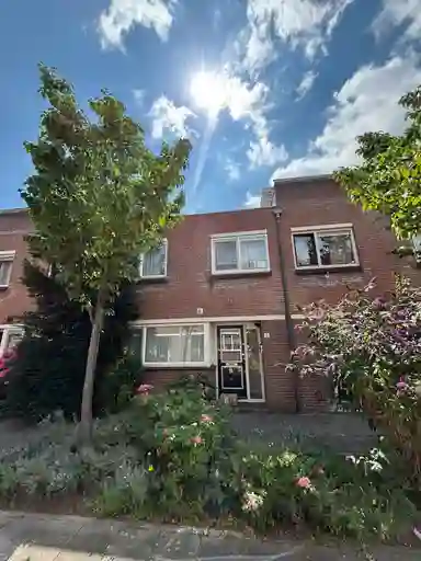 102m2 house te huur voor 2500€/maand in Sierkershof 5, Diemen