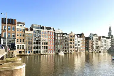 178m2 apartment to rent for 5500€/month in Warmoesstraat 10, Amsterdam
