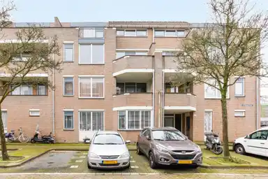 71m2 apartment to rent for 1700€/month in Ilpendamstraat 14, Purmerend
