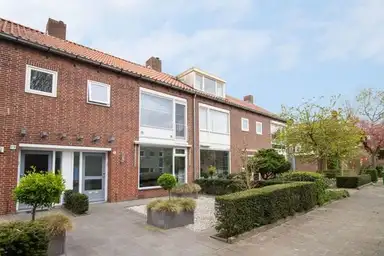 120m2 house to rent for 1950€/month in Bilderdijkstraat, Breda