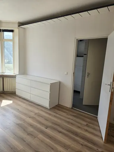 15m2 room zu vermieten für 680€/Monat in Bovenstraat, Rotterdam