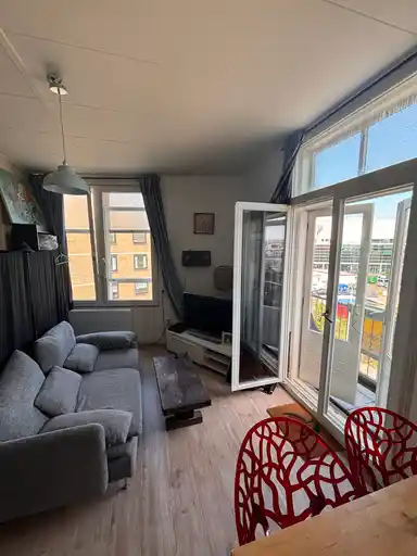 studio 40τ.μ. προς ενοικίαση για 800€/μήνα στην περιοχή Harstenhoekweg, The Hague