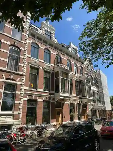 81m2 apartment te huur voor 1625€/maand in Praediniussingel, Groningen