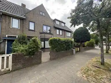 128m2 house to rent for 2750€/month in Achillesstraat 100, Breda