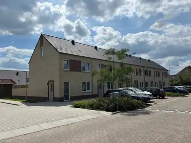 140m2 house zu vermieten für 1450€/Monat in Bisschop Hoensbroeckstraat, Venlo