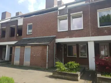 98m2 house zu vermieten für 1495€/Monat in Vergiliushof, Maastricht