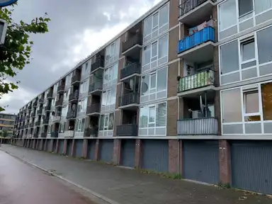 57m2 apartment to rent for 810.15€/month in Poelenburg 110, Zaandam