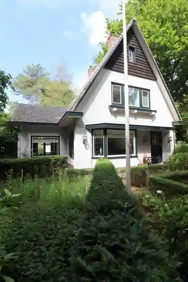 house de 175m2 à louer pour 4500€/mois à Acacialaan 2A, Zeist