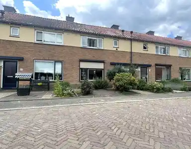 house de 79m2 à louer pour 966€/mois à Kamilleweg, Heerde