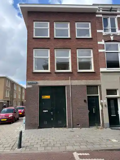 apartment di 96m2 in affitto a 2100€/mese a Breedstraat 122, The Hague