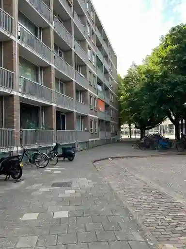 21m2 studio to rent for 669.71€/month in Prins Bernhardplein 17, Amsterdam