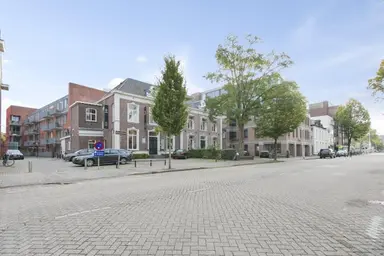 67m2 apartment to rent for 1725€/month in Stratumsedijk, Eindhoven