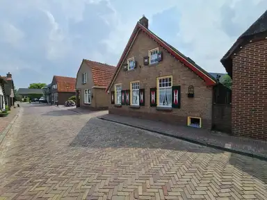 102m2 house to rent for 1025€/month in Kloosterweg, Sint Jansklooster