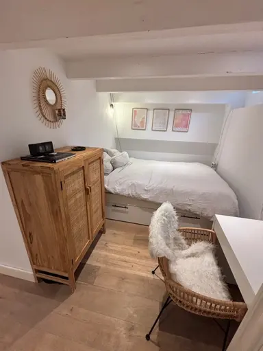 8m2 room to rent for 800€/month in Hectorstraat, Amsterdam