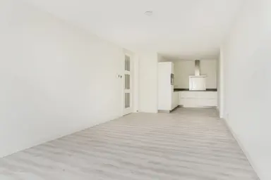 71m2 apartment te huur voor 1445€/maand in Stationsstraat 56, Rhoon