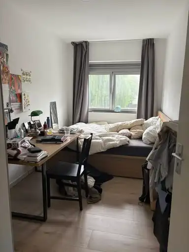 12m2 room to rent for 900€/month in Amsterdam