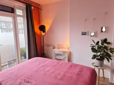 18m2 room to rent for 910€/month in Robert Scottstraat, Amsterdam