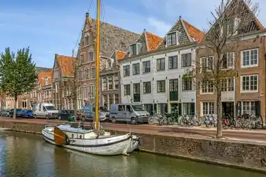 113m2 apartment to rent for 1800€/month in Korenmarkt 1621, Hoorn