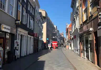 30m2 studio zu vermieten für 770€/Monat in Lange Brugstraat, Breda