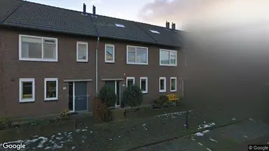 128m2 house to rent for 3500€/month in Fie Carelsenlaan 71, The Hague