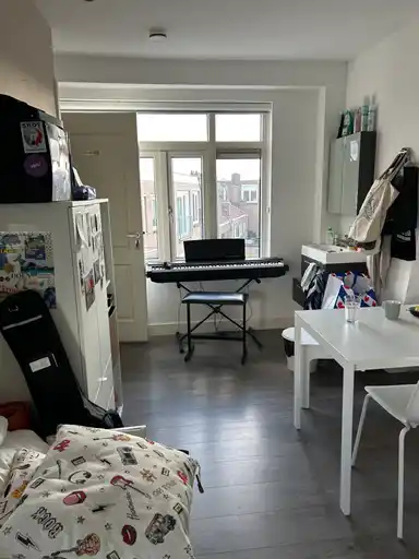 room de 14m2 à louer pour 625€/mois à Burgemeester van Tuyllkade, Utrecht