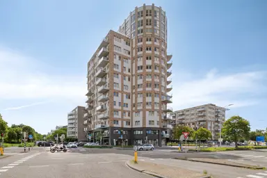 125m2 apartment te huur voor 2750€/maand in Burgemeester Feithplein 247, Voorburg