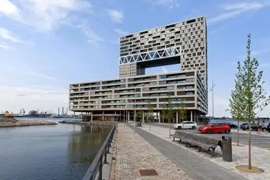 apartment di 87m2 in affitto a 3400€/mese a Pontsteiger 117, Amsterdam