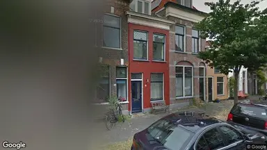 house de 85m2 à louer pour 2150€/mois à Harmenkokslaan, Delft